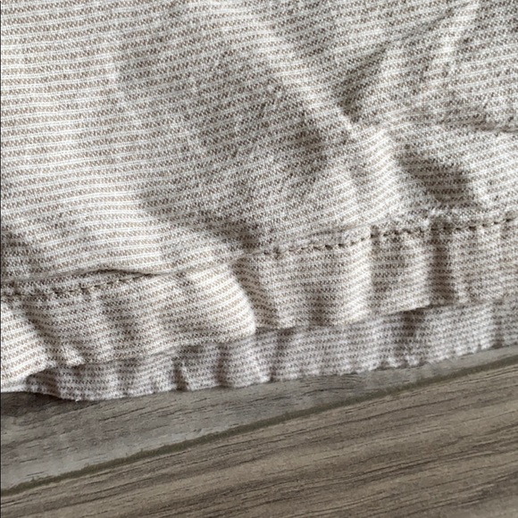 Old navy shorts - Picture 3 of 6